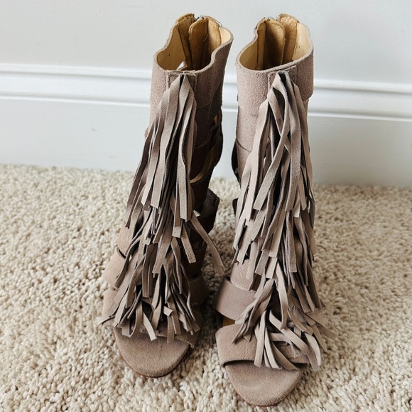 SCHUTZ Tan Genuine Leather Fringe Gladiator Sandal Heels Size 8.5B - Picture 8 of 12